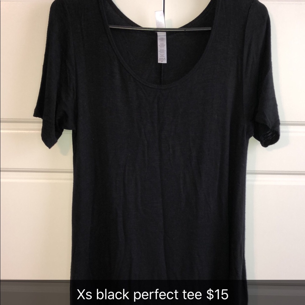 Xs black LulaRoe perfect tee